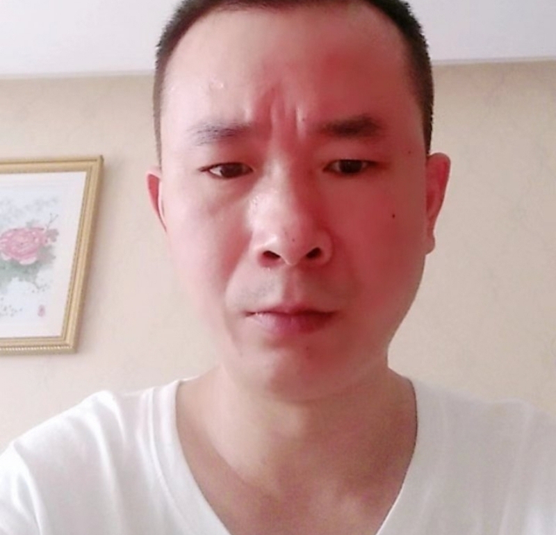 自由飞翔的第一张照片--哈尔滨相亲服务中心