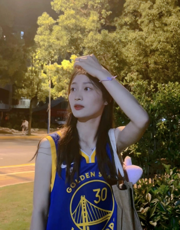 小趴菜的第三张照片--哈尔滨相亲服务中心