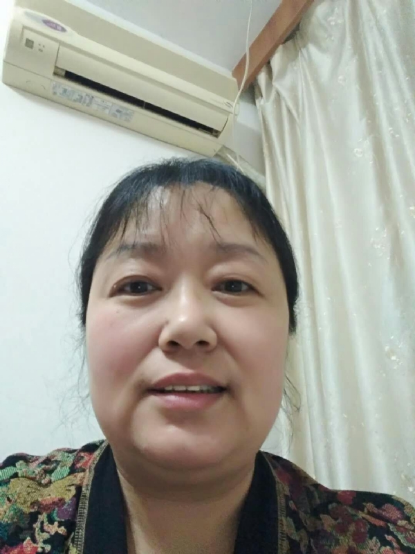 雨中漫步的第一张照片--哈尔滨相亲服务中心