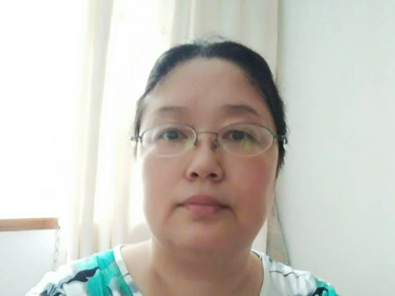 雨中漫步的第二张照片--哈尔滨相亲服务中心