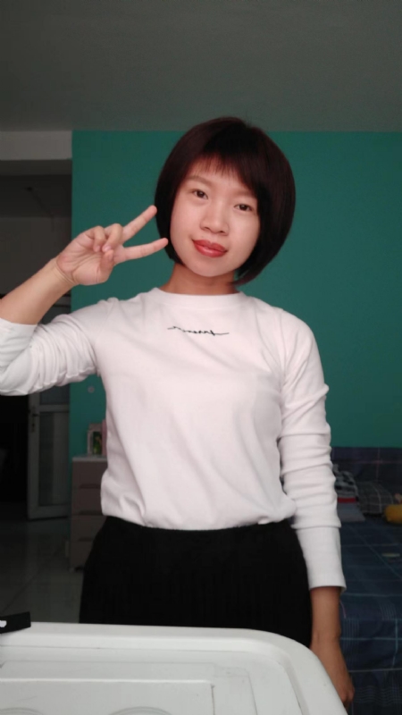 向日葵的第一张照片--哈尔滨相亲服务中心