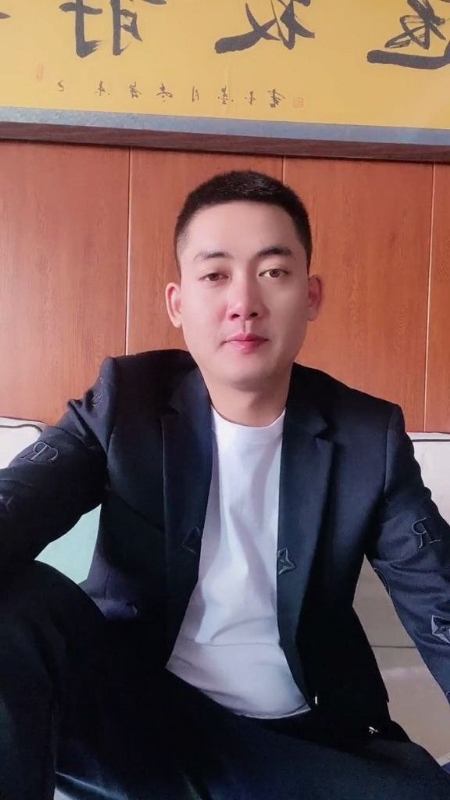 李泽胜的第一张照片--哈尔滨相亲服务中心