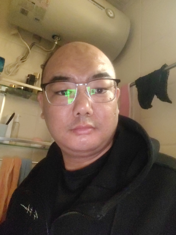 小胖子的第一张照片--哈尔滨相亲服务中心