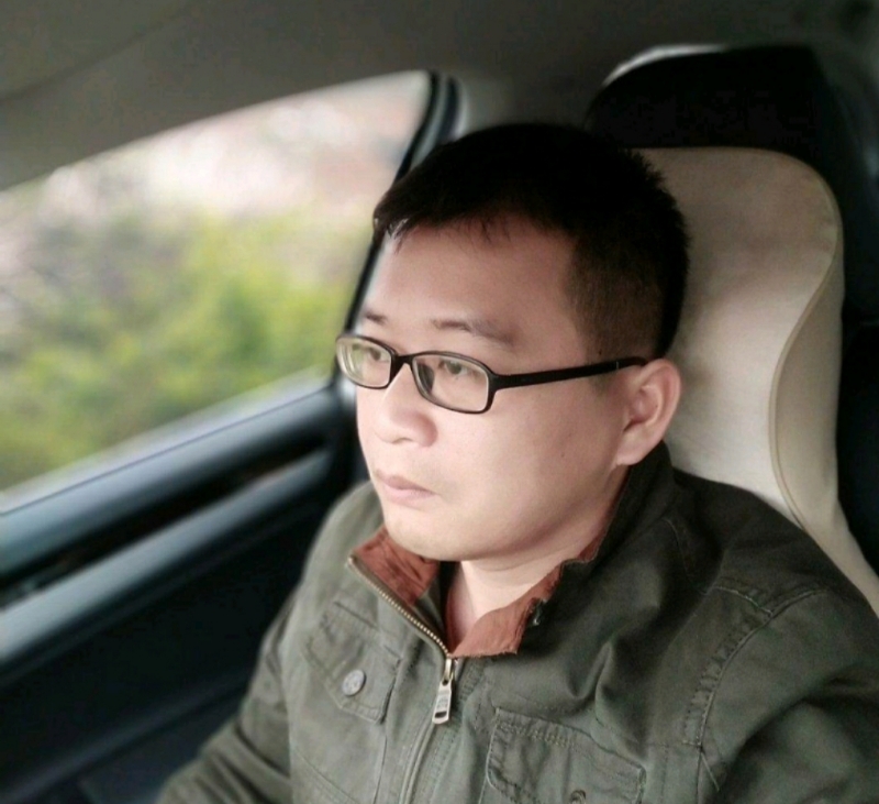 海风吹动你的心的第一张照片--哈尔滨相亲服务中心