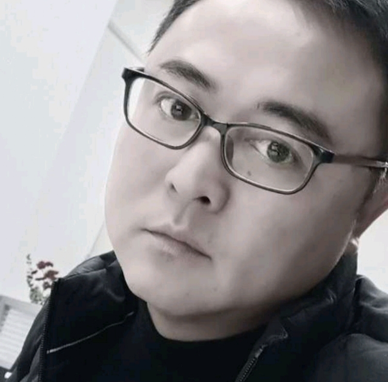 小石头的第一张照片--哈尔滨相亲服务中心