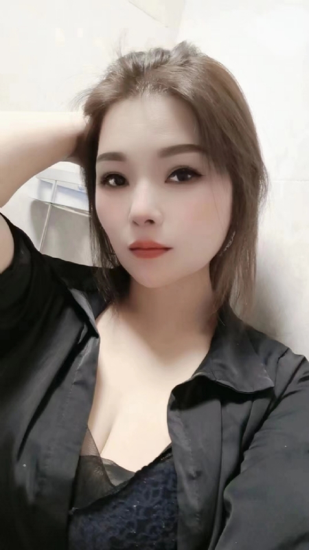 爱笑的女孩的第二张照片--哈尔滨相亲服务中心