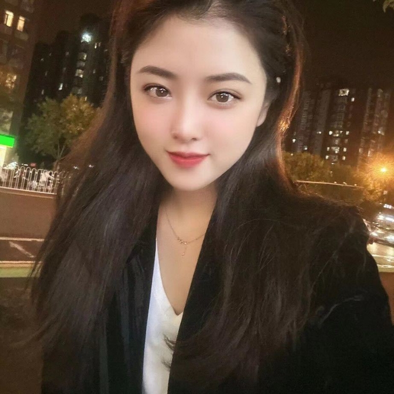 爱笑的女孩的第三张照片--哈尔滨相亲服务中心