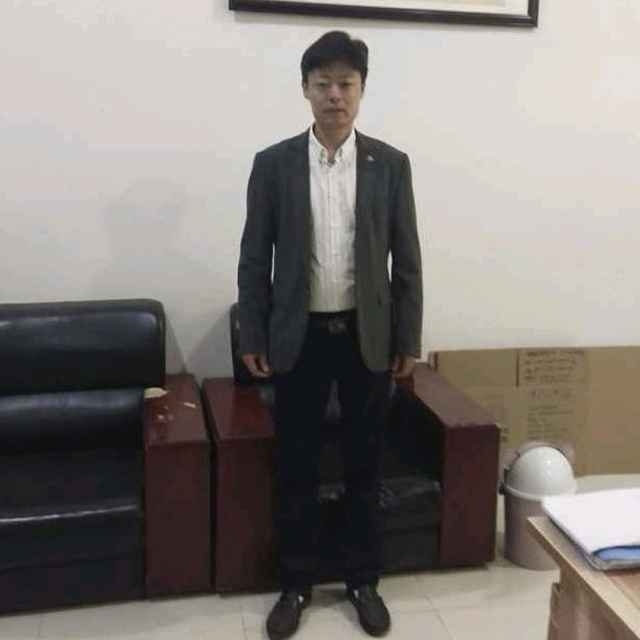 蓝天白云的第一张照片--哈尔滨相亲服务中心