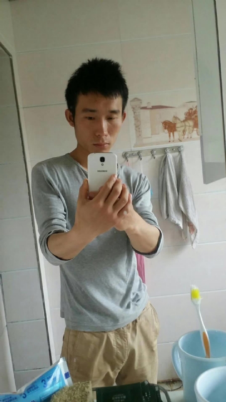 蔚蓝天空的第一张照片--哈尔滨相亲服务中心