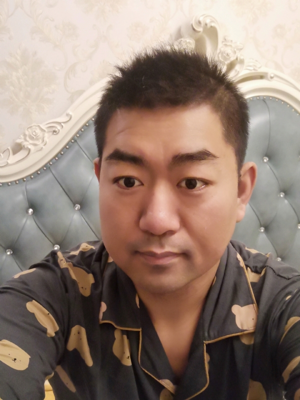 曾经的第一张照片--哈尔滨相亲服务中心