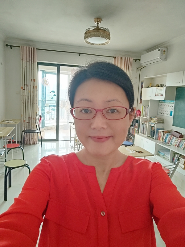 丽华的第二张照片--哈尔滨相亲服务中心