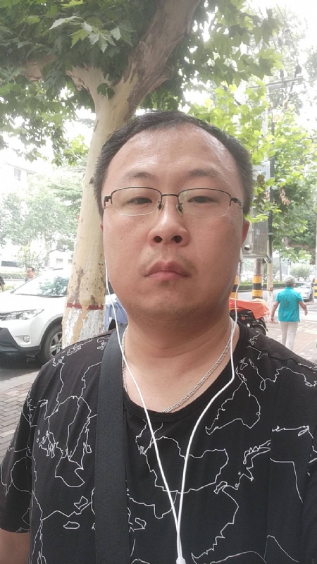 飘逸的星辰的第一张照片--哈尔滨相亲服务中心