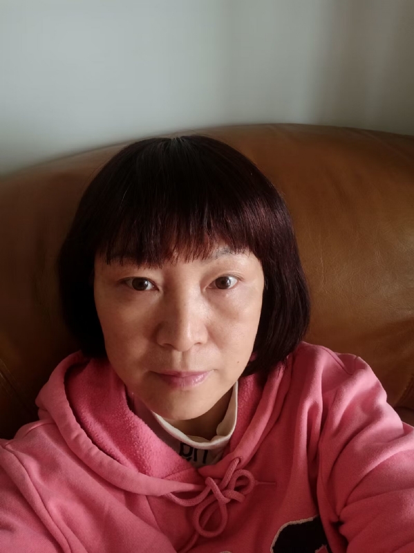 红玫瑰的第一张照片--哈尔滨相亲服务中心