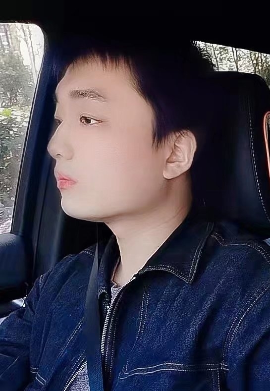 凉锦年的第一张照片--哈尔滨相亲服务中心