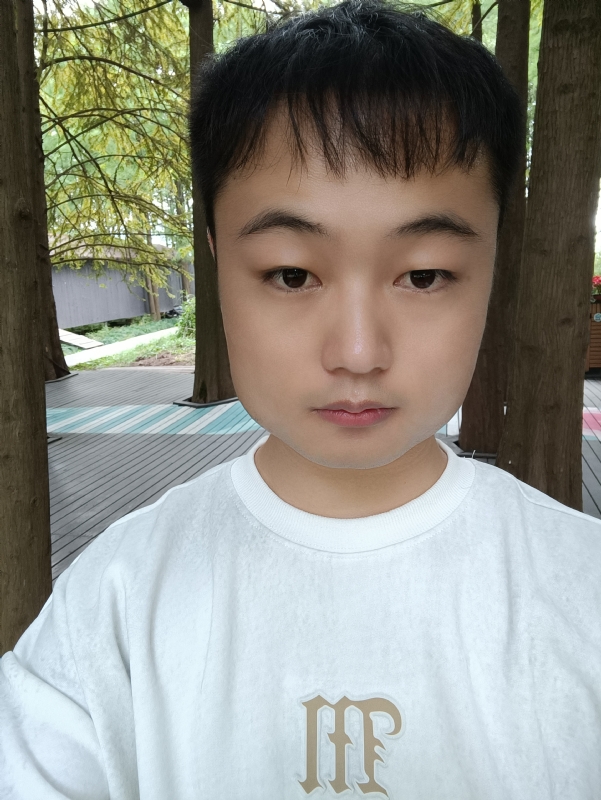 故人似的第一张照片--哈尔滨相亲服务中心