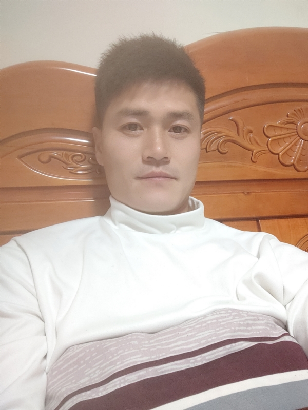 网球罗的第四张照片--哈尔滨相亲服务中心