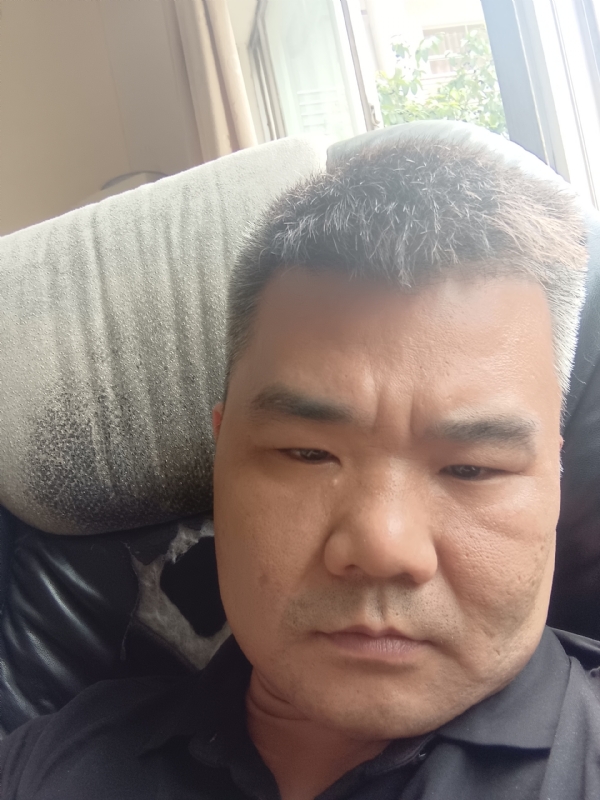 路人的第一张照片--哈尔滨相亲服务中心