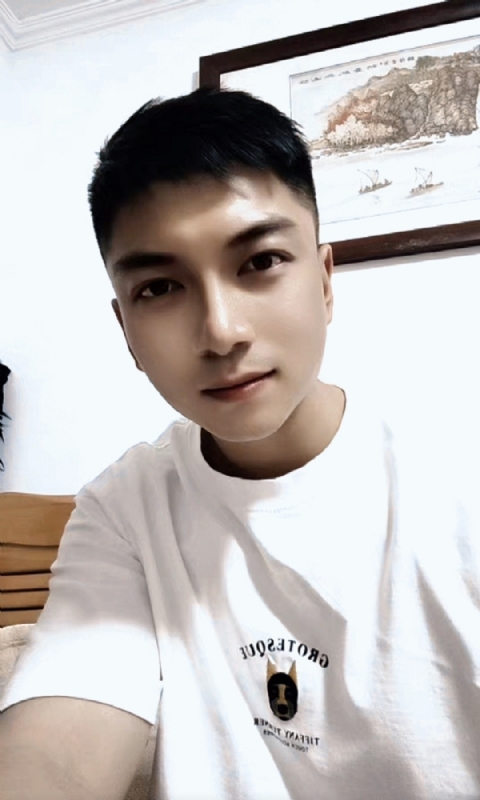 正直的火焰的第一张照片--哈尔滨相亲服务中心