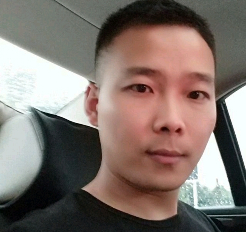 李先生的第二张照片--哈尔滨相亲服务中心