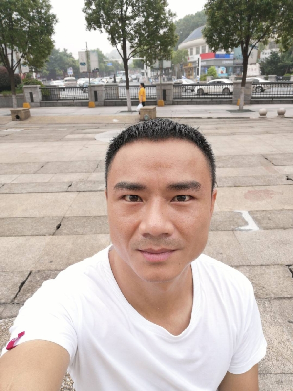 水木年华的第三张照片--哈尔滨相亲服务中心