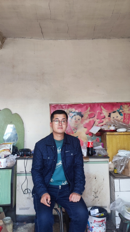 单身小王的第一张照片--哈尔滨相亲服务中心