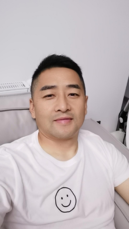 向阳而生的第一张照片--哈尔滨相亲服务中心