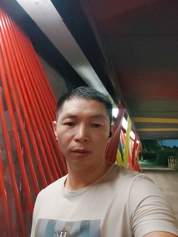 夜猫的第一张照片--哈尔滨相亲服务中心