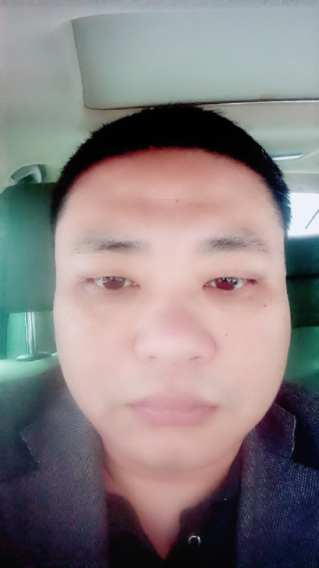 向日葵的第一张照片--哈尔滨相亲服务中心