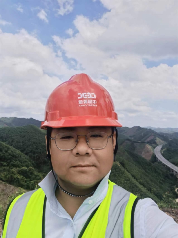 冰城小土匪的第一张照片--哈尔滨相亲服务中心