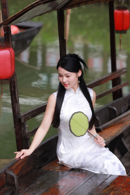 小慧的第二张照片--哈尔滨相亲服务中心