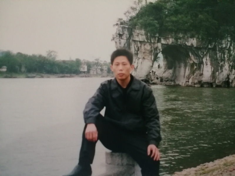 庸人自扰的第一张照片--哈尔滨相亲服务中心