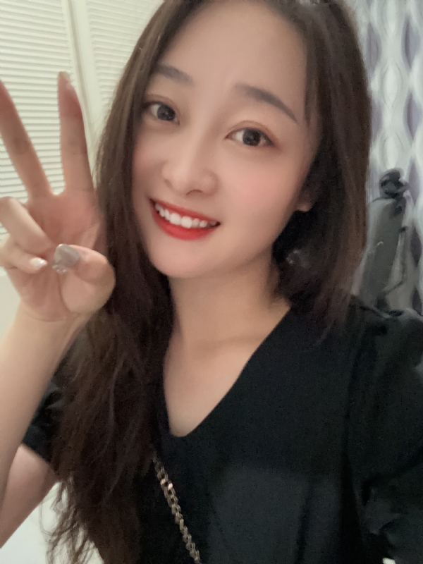 草莓的第一张照片--哈尔滨相亲服务中心