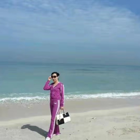 红红的第一张照片--哈尔滨相亲服务中心