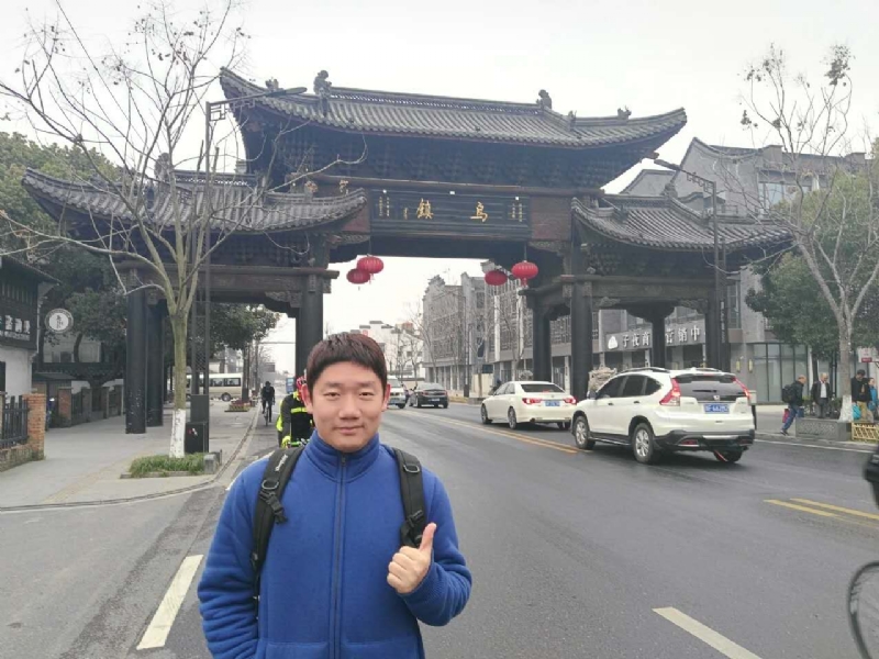 秋风秋雨的第一张照片--哈尔滨相亲服务中心