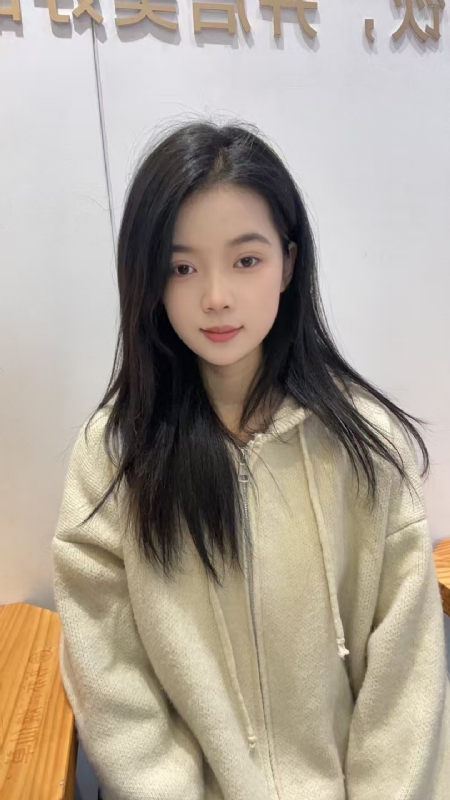 草莓奶昔的第一张照片--哈尔滨相亲服务中心