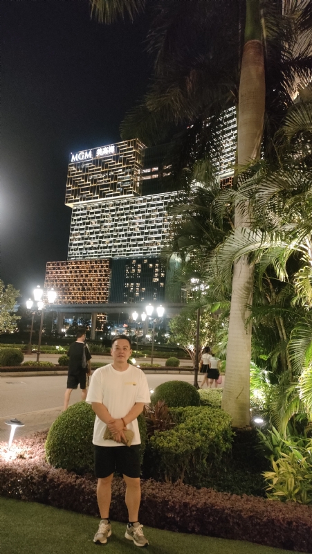 熟悉的身影的第一张照片--哈尔滨相亲服务中心