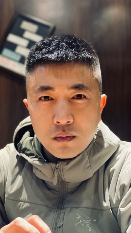 山中何缘的第一张照片--哈尔滨相亲服务中心