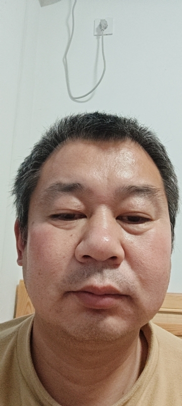 龙万的第一张照片--哈尔滨相亲服务中心