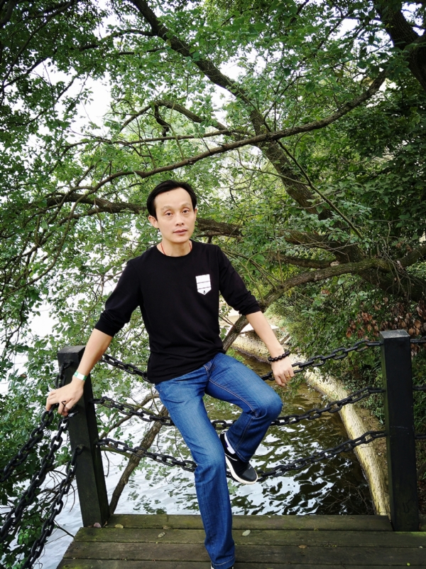 易进的第一张照片--哈尔滨相亲服务中心