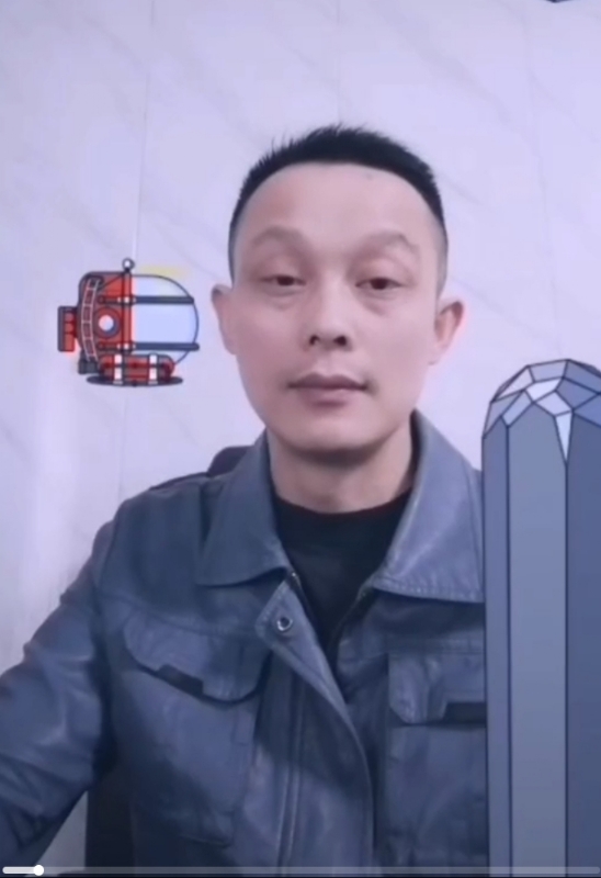 易进的第三张照片--哈尔滨相亲服务中心