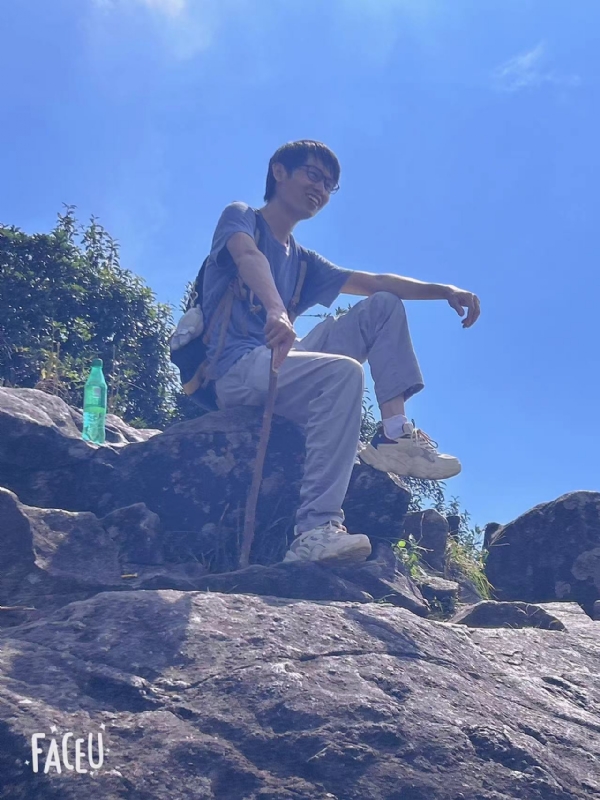 落叶之秋的第一张照片--哈尔滨相亲服务中心