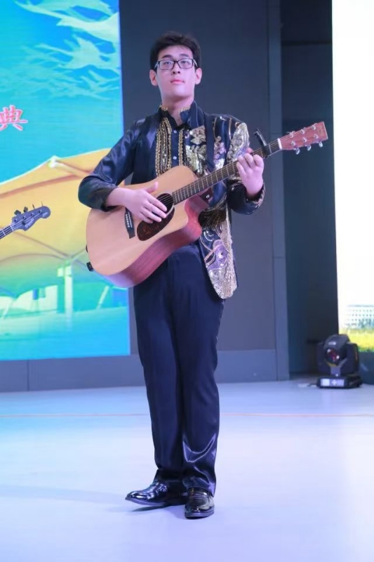 一叶知秋ZG的第一张照片--哈尔滨相亲服务中心