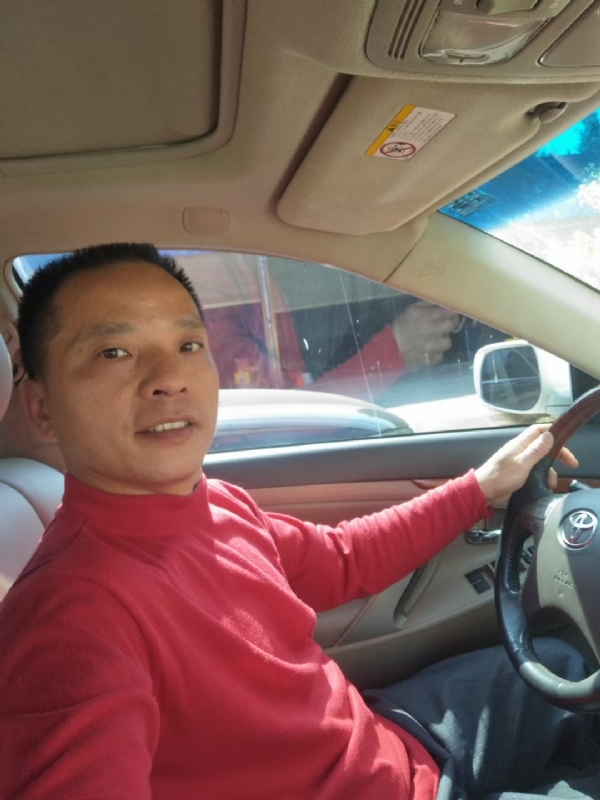 真诚征婚的第三张照片--哈尔滨相亲服务中心