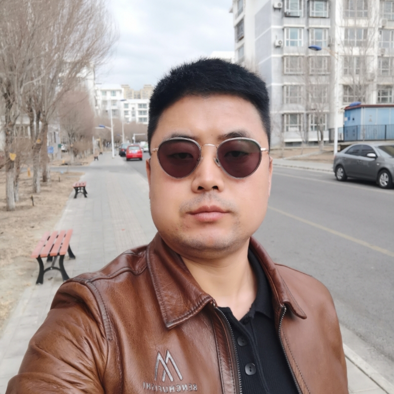 月下听风的第一张照片--哈尔滨相亲服务中心