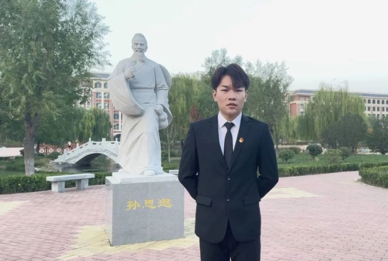 尚明月的第一张照片--哈尔滨相亲服务中心