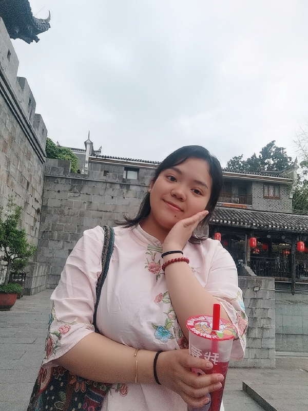 敏兮小沫的第三张照片--哈尔滨相亲服务中心