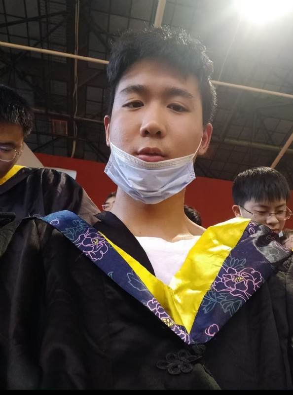 落落大方的第一张照片--哈尔滨相亲服务中心