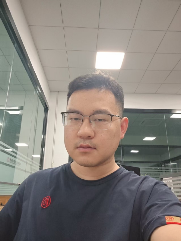 雨落浅响的第一张照片--哈尔滨相亲服务中心