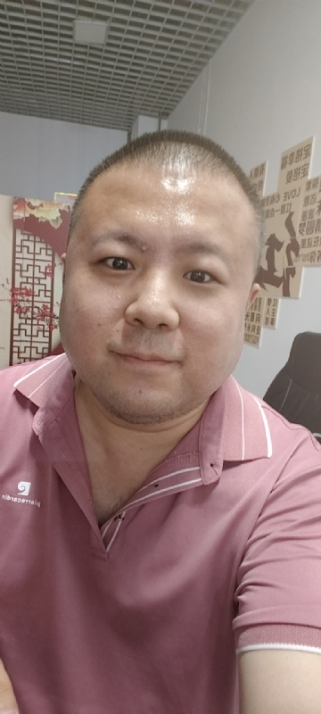 漫步星辰的第一张照片--哈尔滨相亲服务中心