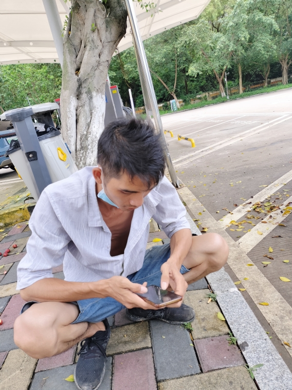 太累了的第一张照片--哈尔滨相亲服务中心